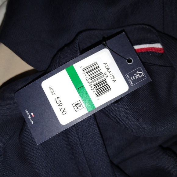 Large Tommy Hilfiger Classic T-Shirt Dress. - Picture 9 of 11